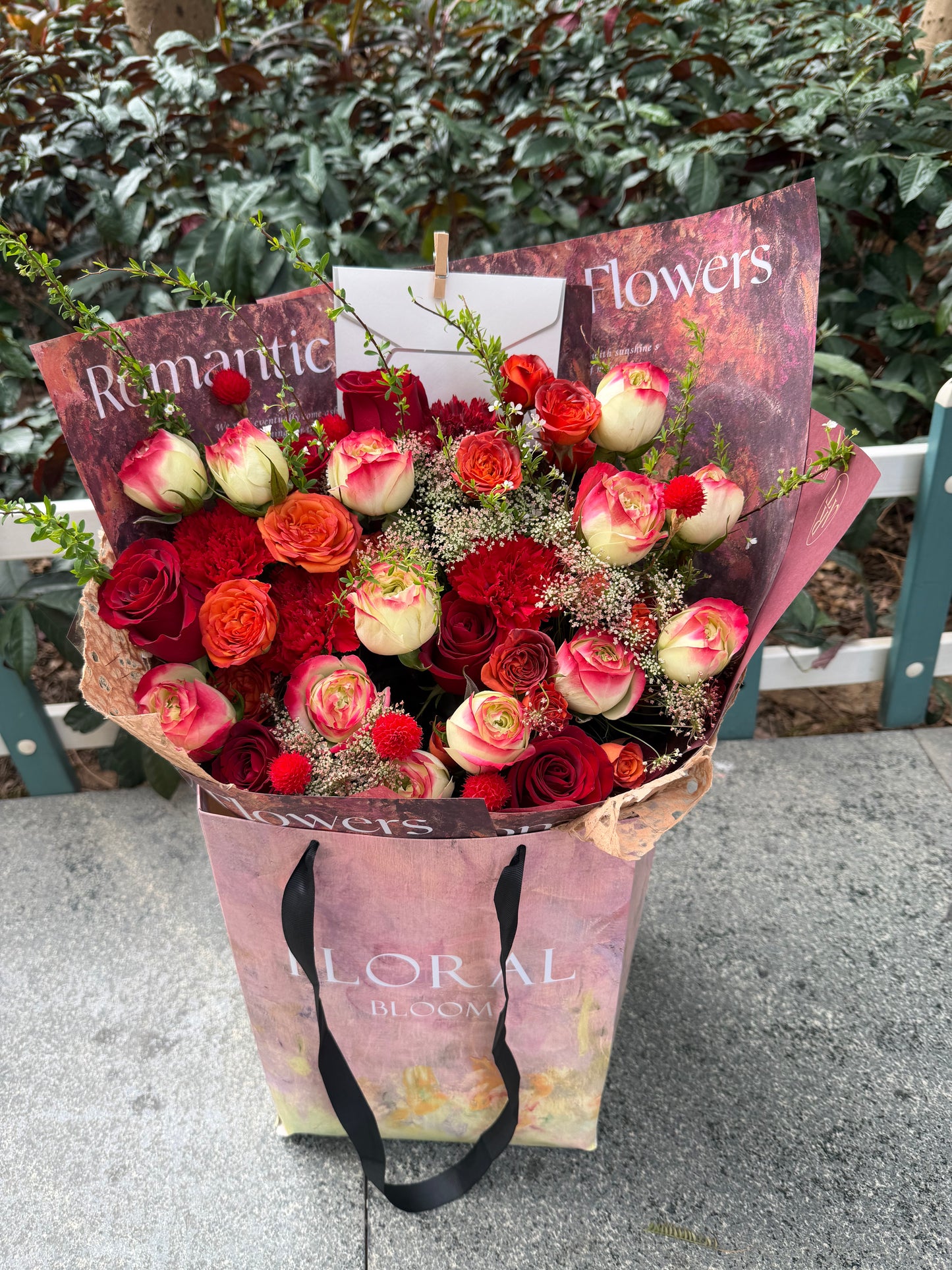 Red Bouquet apple rose 蘋果紅玫瑰