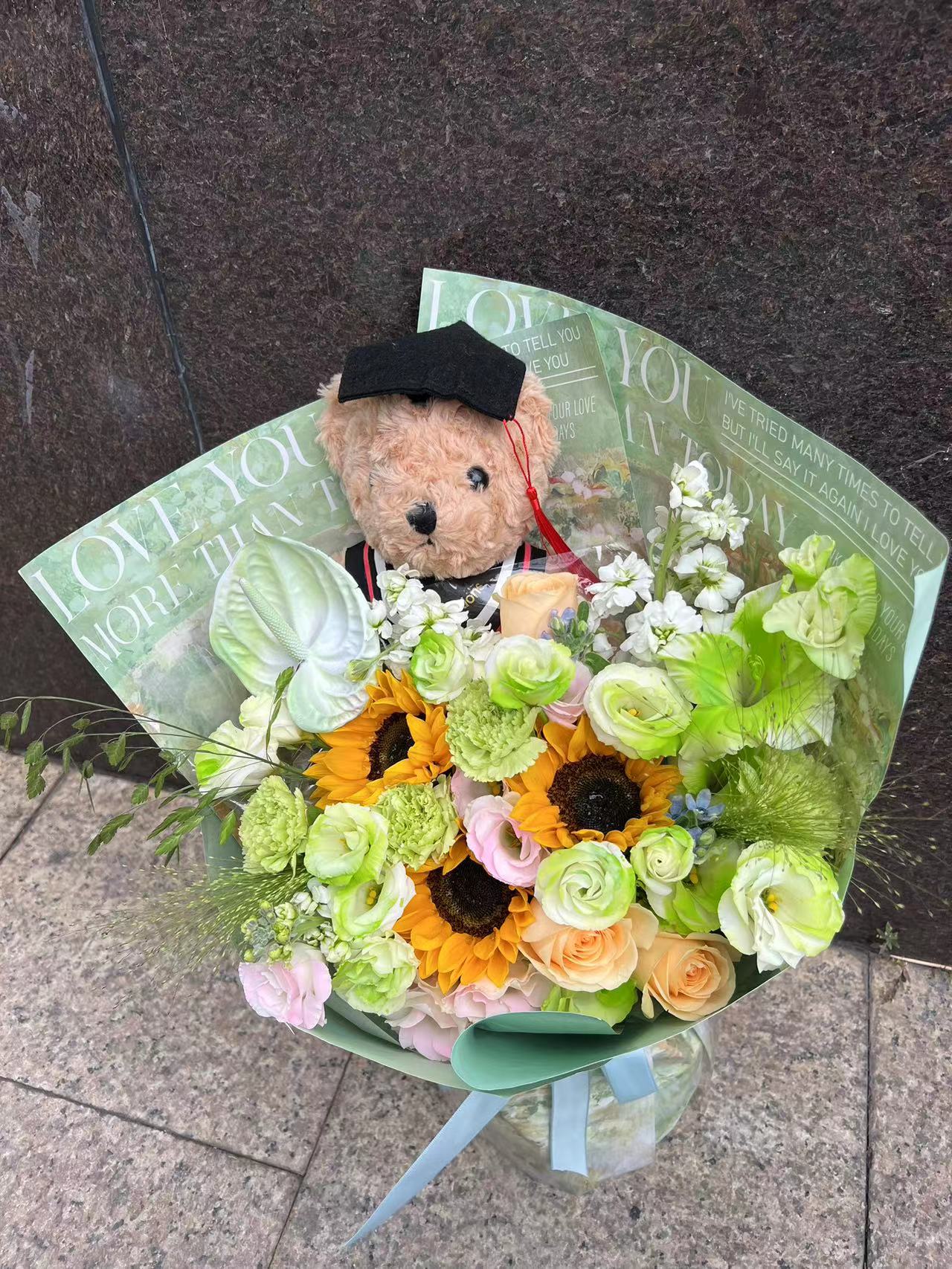 Graduation bouquet 畢業熊花束 太陽花 畢業鮮花