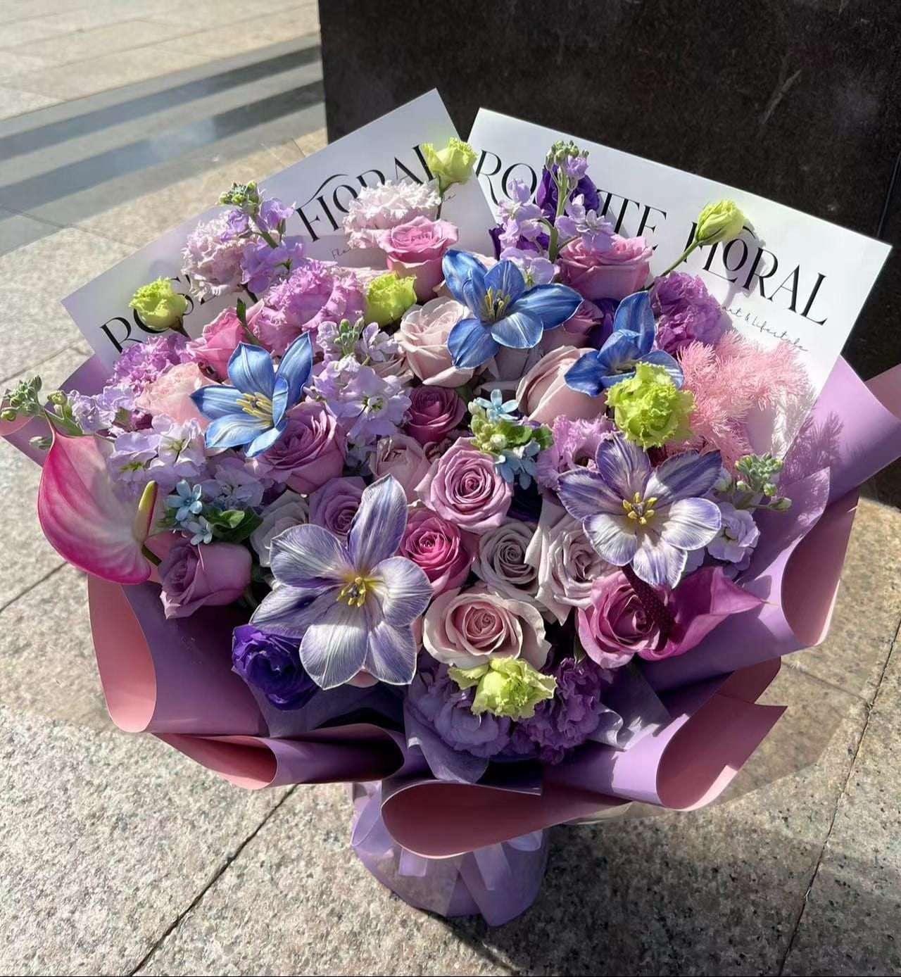 香港花店|Purple Rose Bouquet紫玫瑰郁金香花束 即日送貨