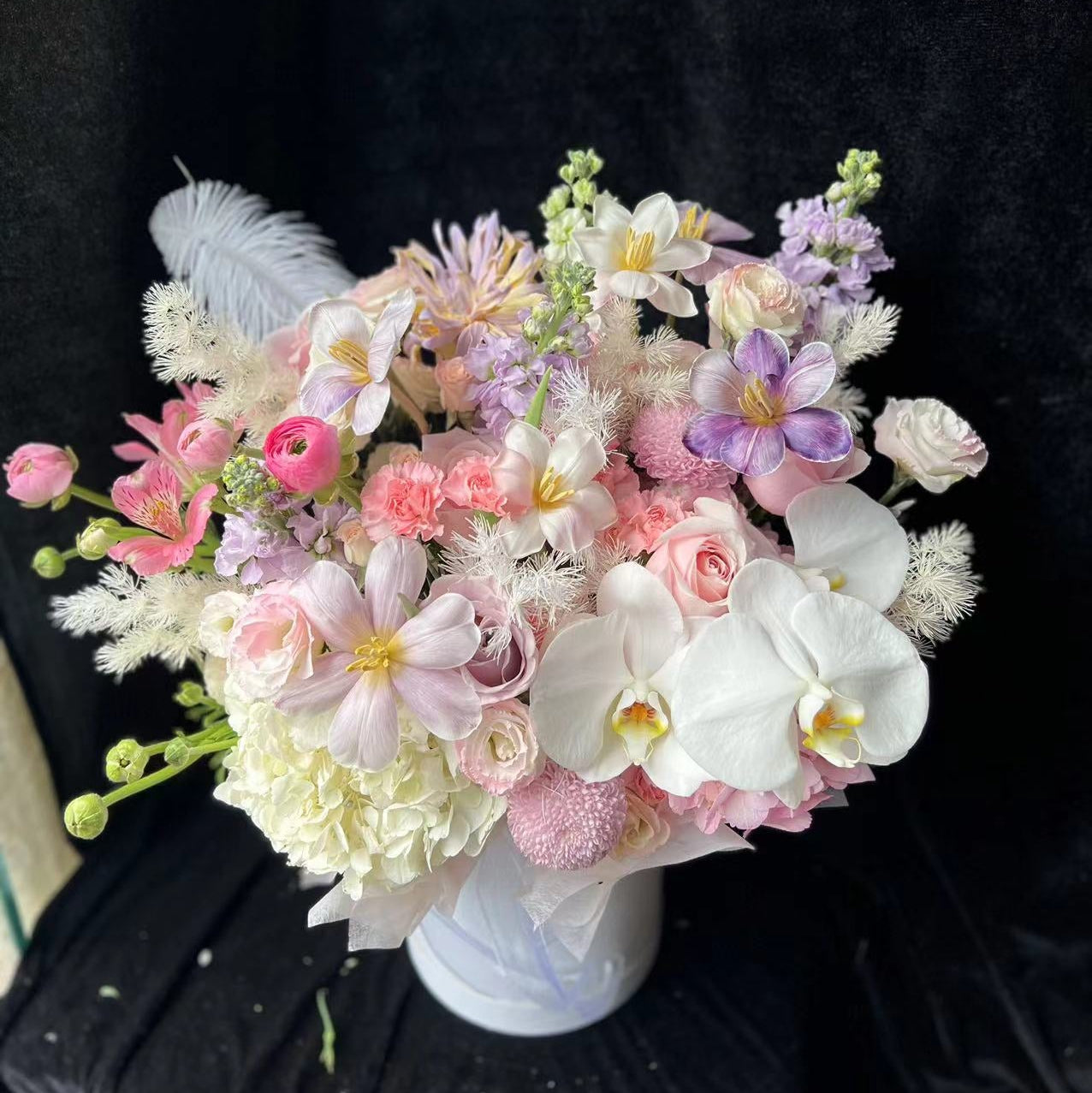 香港花店|Pink Rose Flower Box粉色系花桶 粉玫瑰蝴蝶蘭