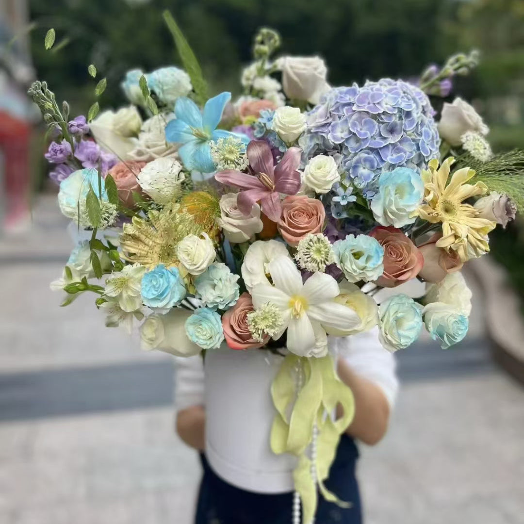 香港花店|Blue Rose Flower Box藍白色系花桶 花盒