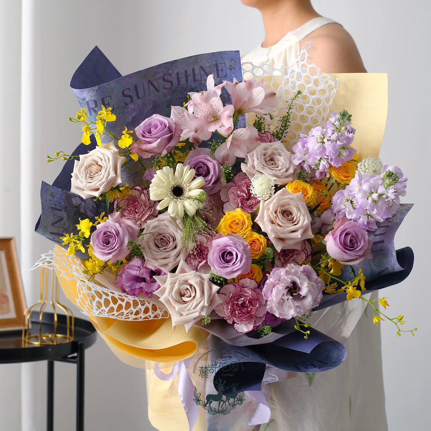 曼塔跳舞蘭翠珠混搭花束香港鮮花即日系列