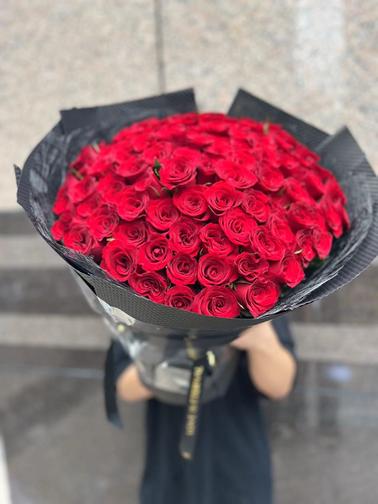 香港花店| 99Rose Bouquet 99枝紅玫瑰鮮花 求婚鮮花