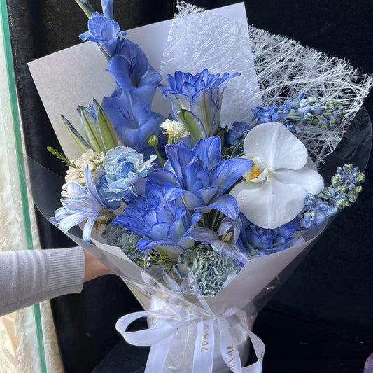 Dark blue bouquet深藍色鮮花 S 香港鮮花即日送貨b25
