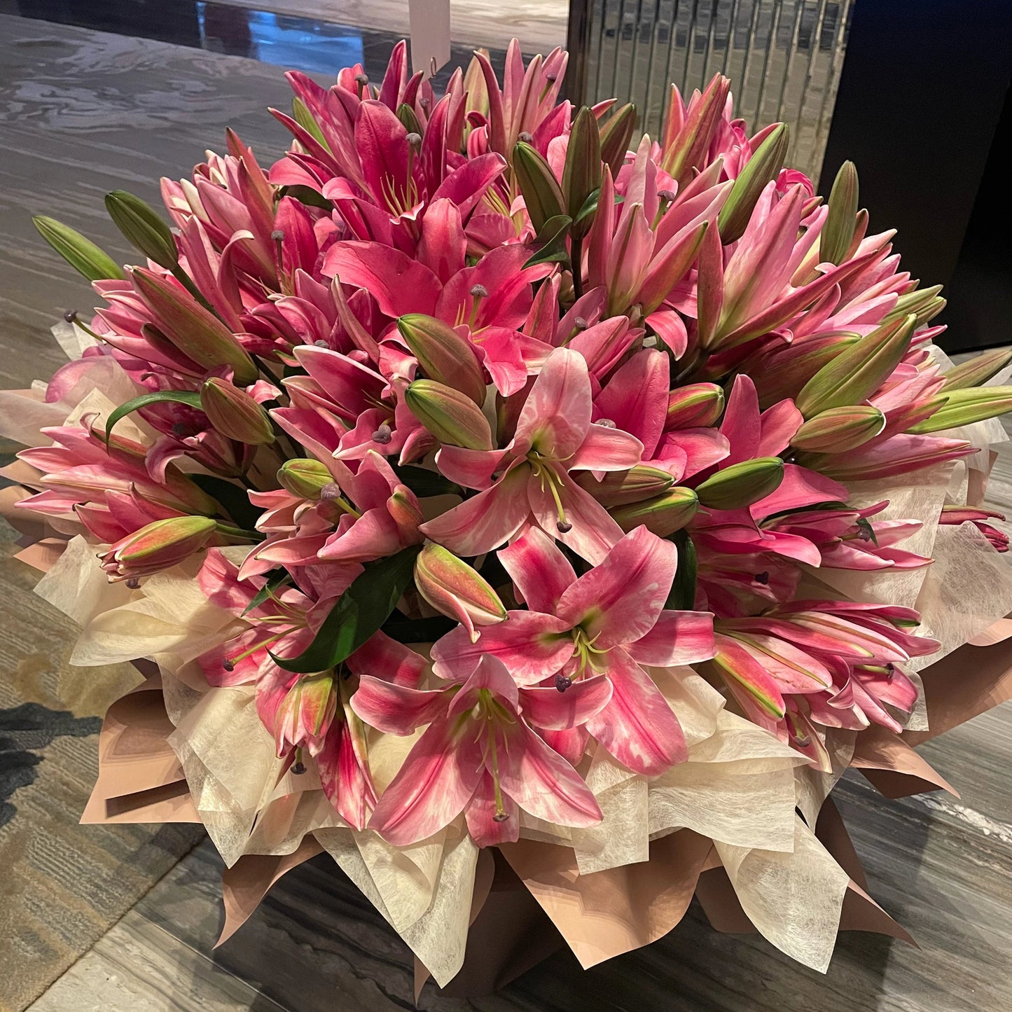 香港花店|99朵百合鮮花 即日送貨