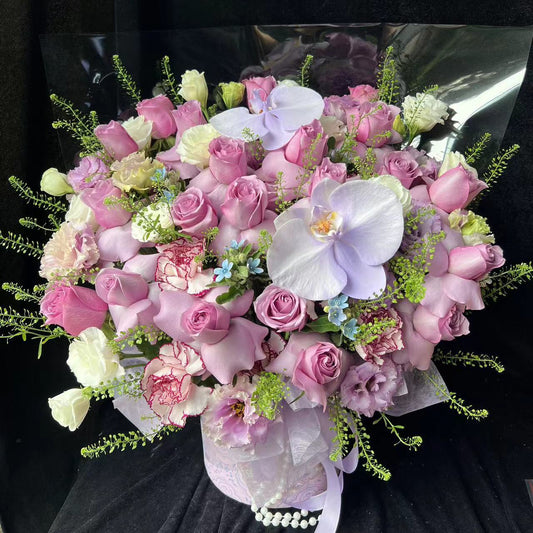 香港花店|Purple Rose Box紫玫瑰花桶 蝴蝶蘭紫色系花盒 即日送貨