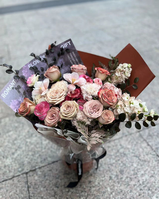 鬱金香混搭花束香港花玫瑰日產品