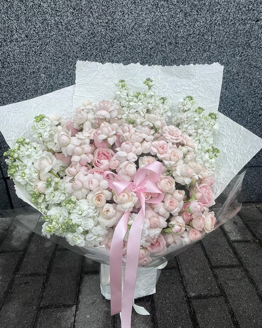 Large Bouquet of Pink Roses 粉玫瑰大花束 仙子之吻玫瑰花