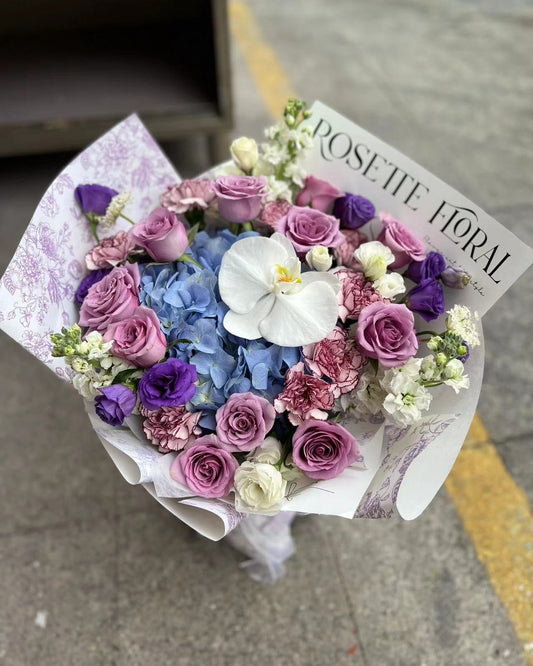 藍繡球混搭花束香港鮮花即日組成