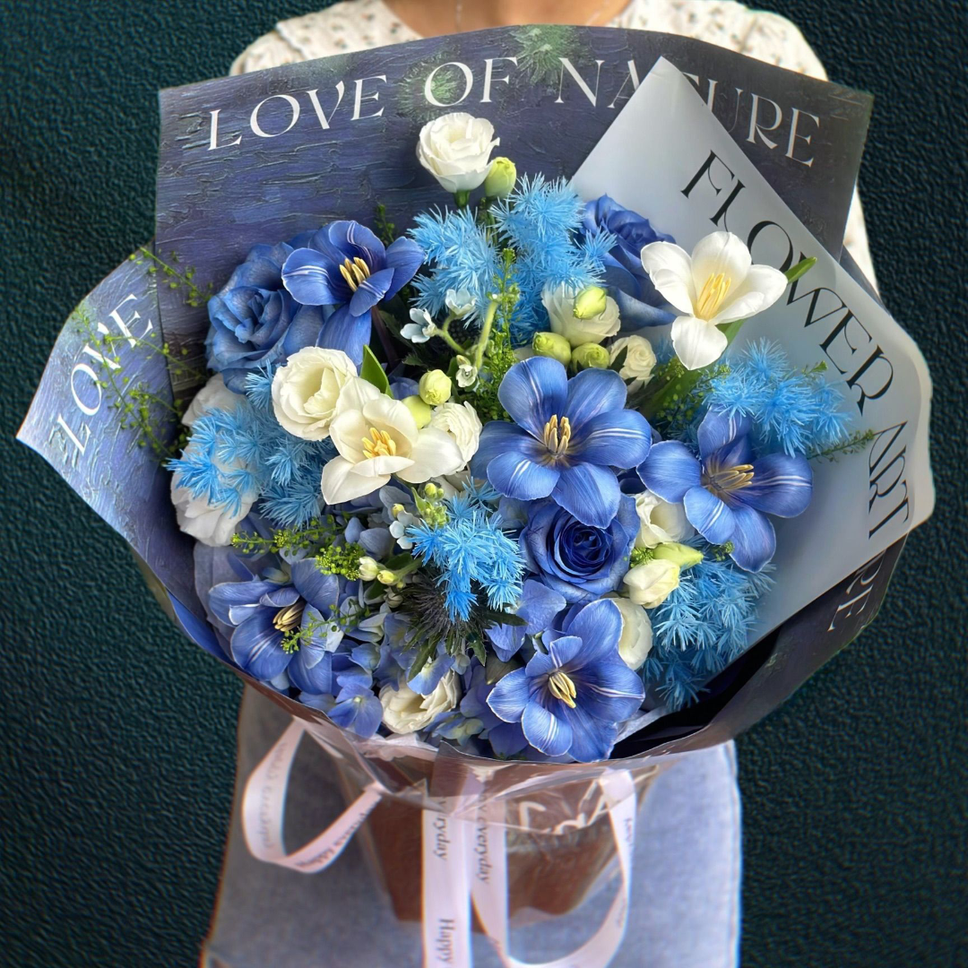 Blue Tulips and Hydrangeas Real Flower J268