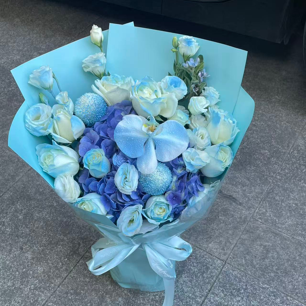 香港花店|Blue Bouquet 藍玫瑰繡球花鮮花 即日送貨