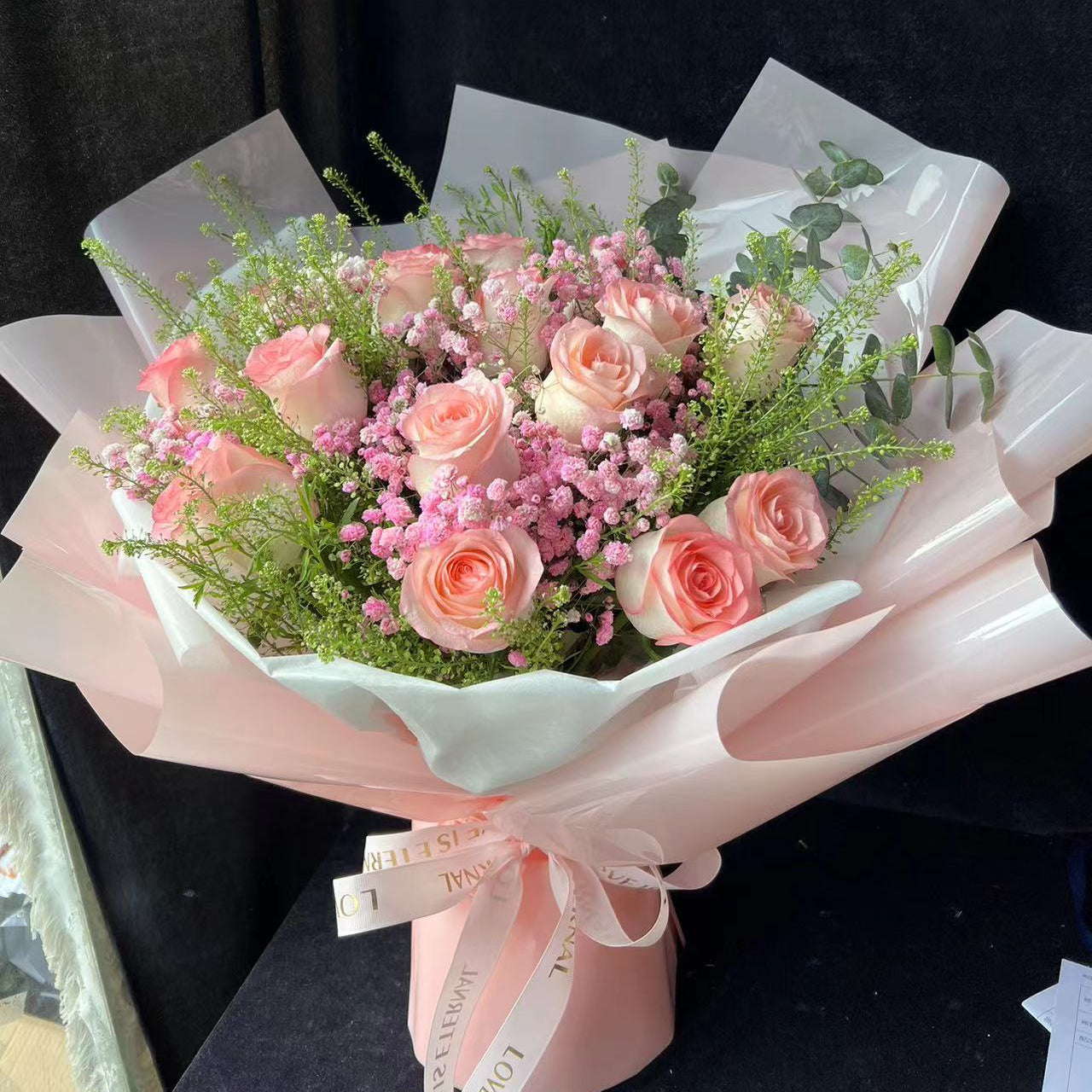 Hong Kong florists|Pink Bouquet 粉玫瑰尤加利葉鮮花 即日送貨