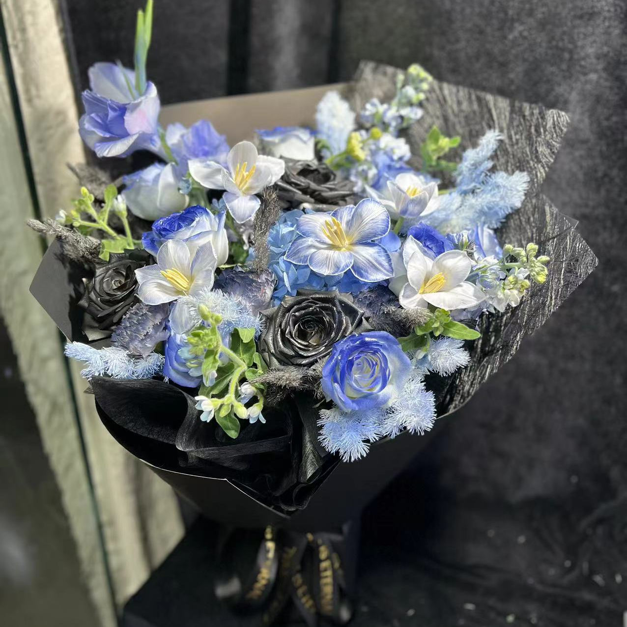 香港花店|Blue Bouquet 藍玫瑰黑玫瑰鮮花 即日送貨