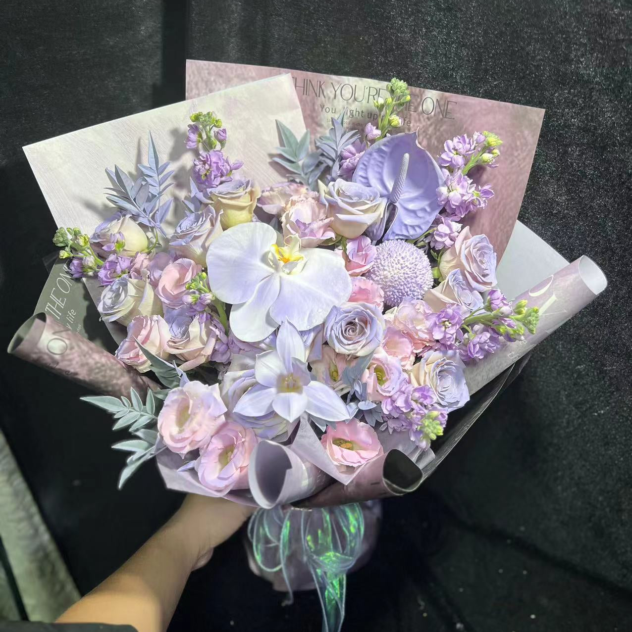 香港花店|Purple Rose Bouquet紫玫瑰蝴蝶蘭鮮花 即日送貨