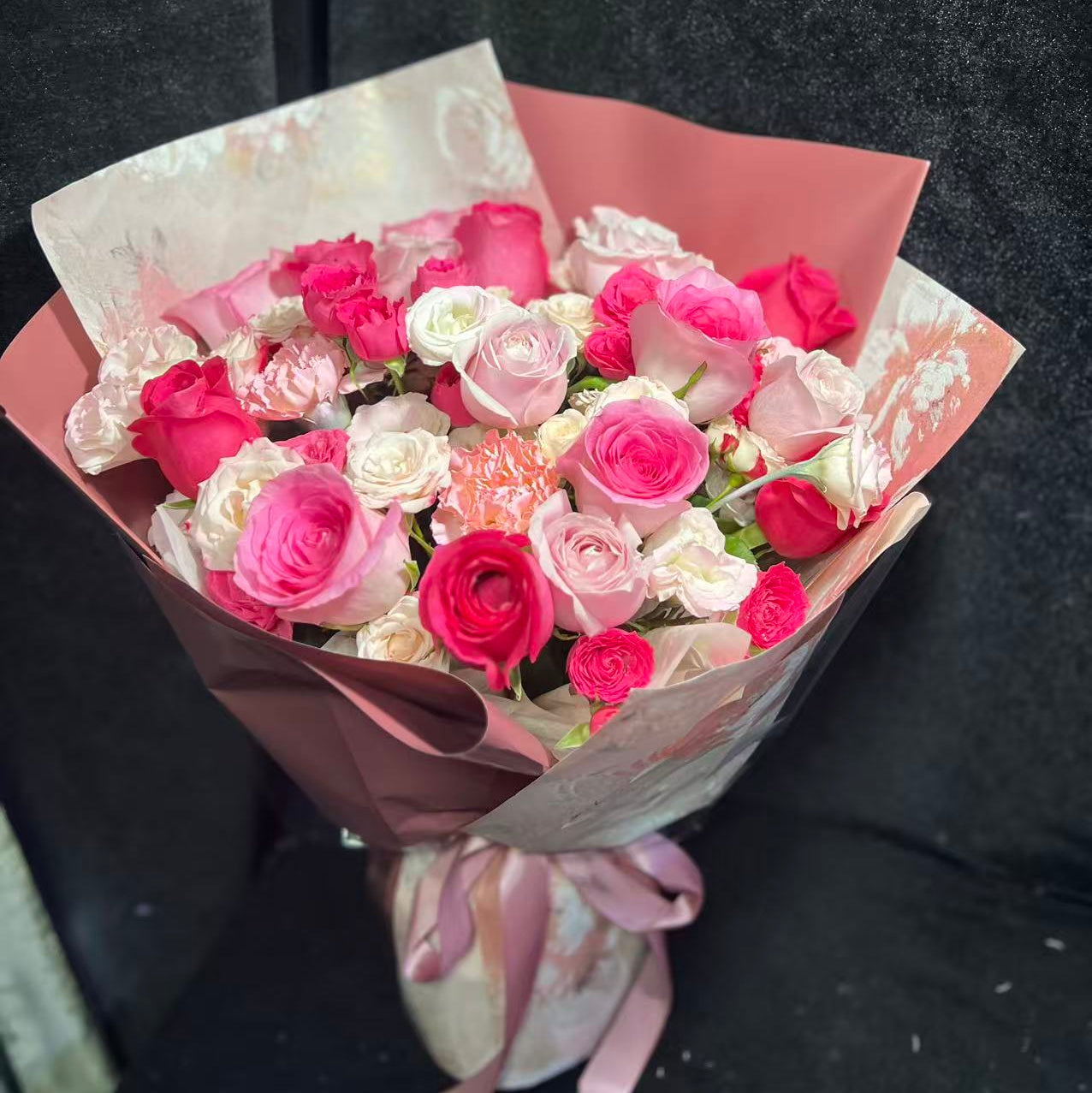 香港花店|Red Bouquet Freud Rose 紅玫瑰鮮花 即日鮮花