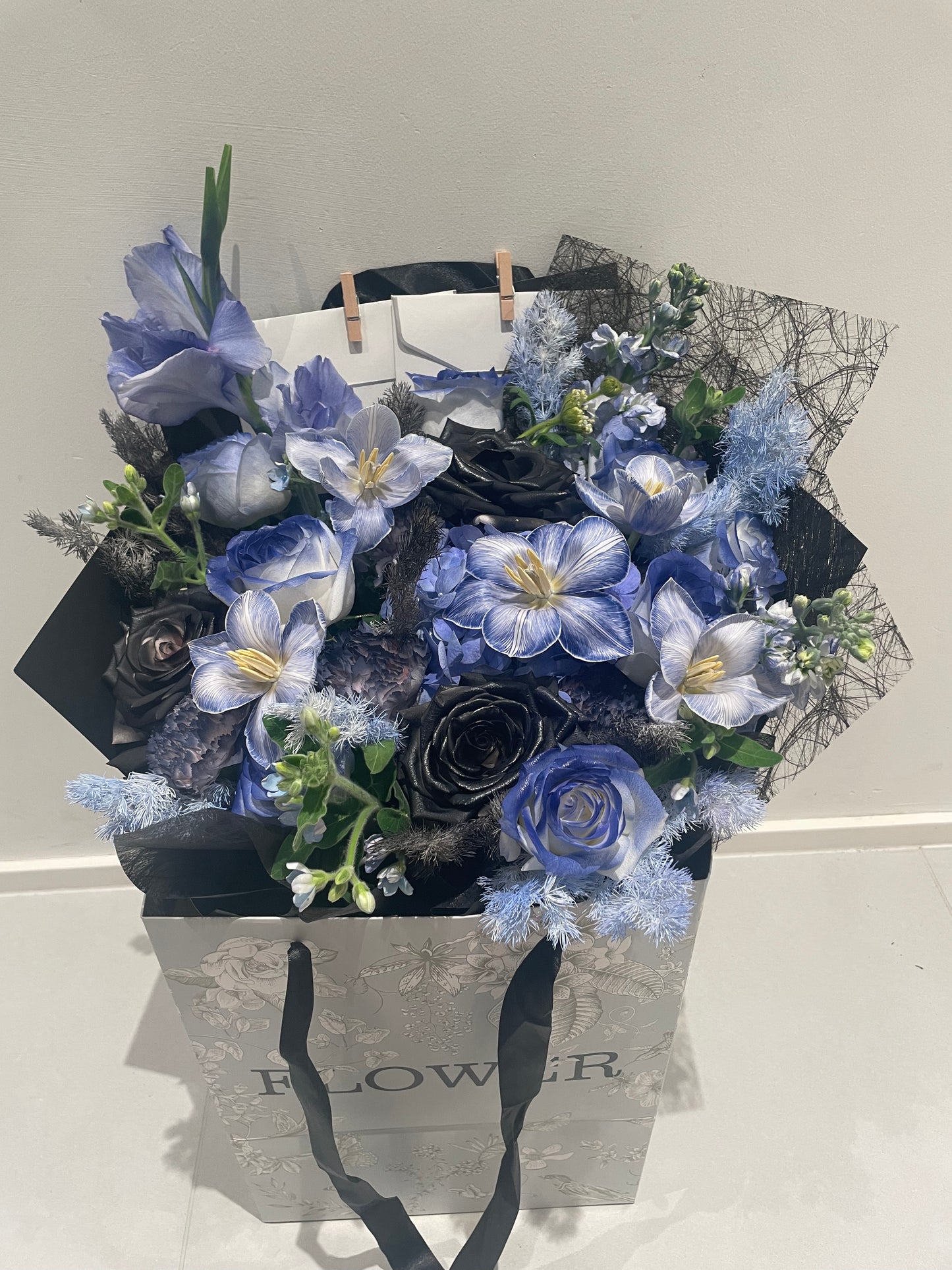 香港花店|Blue Bouquet 藍玫瑰黑玫瑰鮮花 即日送貨