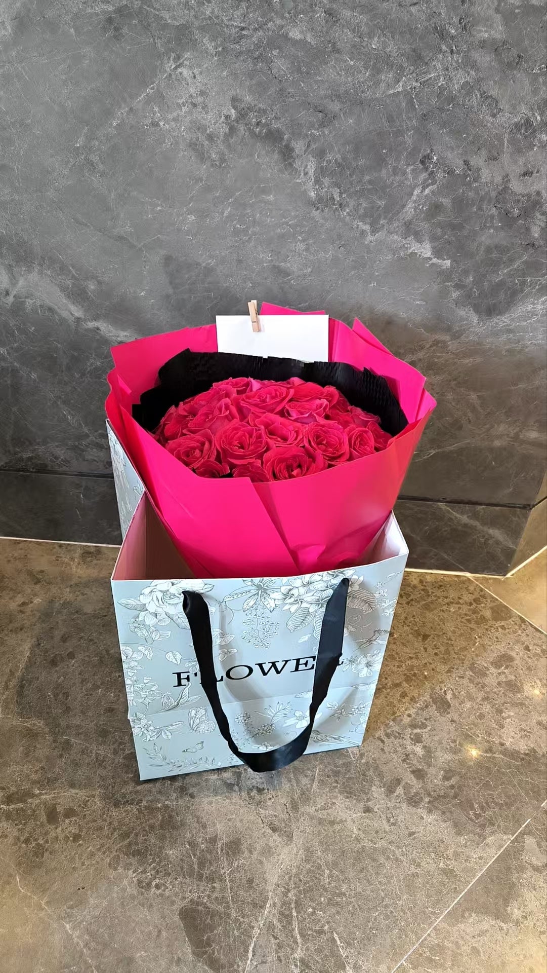 33 Freya Roses Bouquet 33朵弗洛伊德玫瑰花束 即日送貨