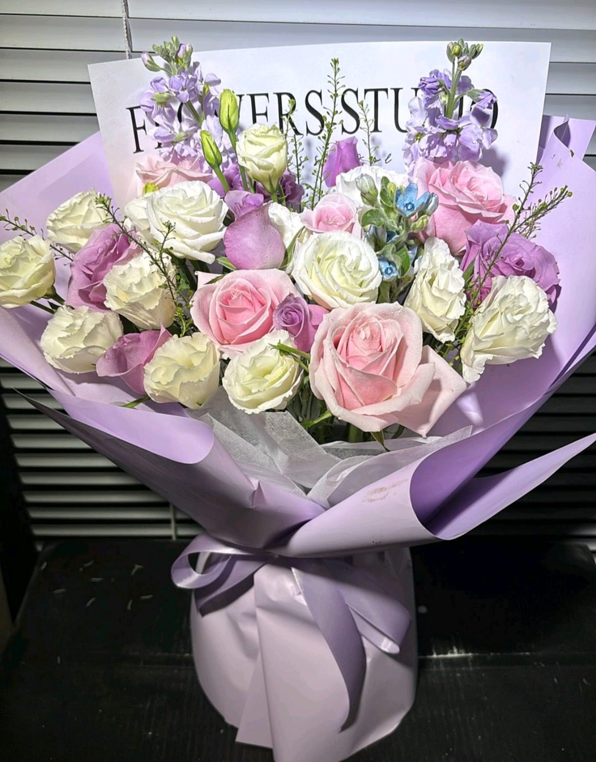 香港花店|Purple Rose Bouquet紫玫瑰紫羅蘭花束 即日送貨