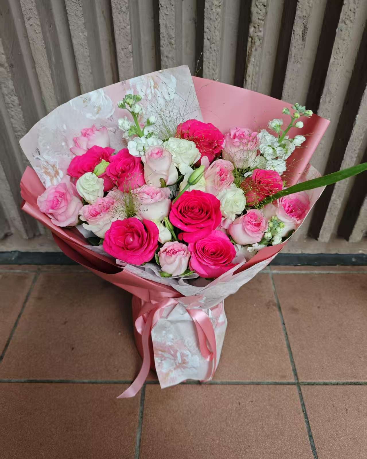 Red Bouquet Freud Rose 弗洛伊德玫瑰鮮花 即日鮮花
