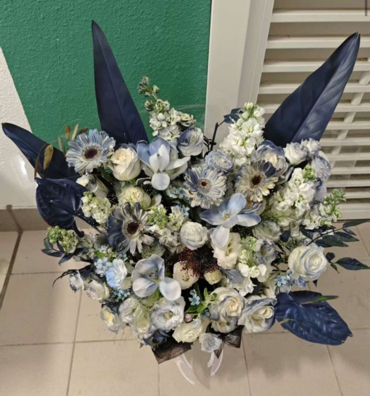 香港花店|Blue Rose Flower Box藍色系花桶 藍白玫瑰花盒