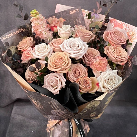 香港花店|Cappuccino Rose卡布奇諾玫瑰藍花束 即日送貨