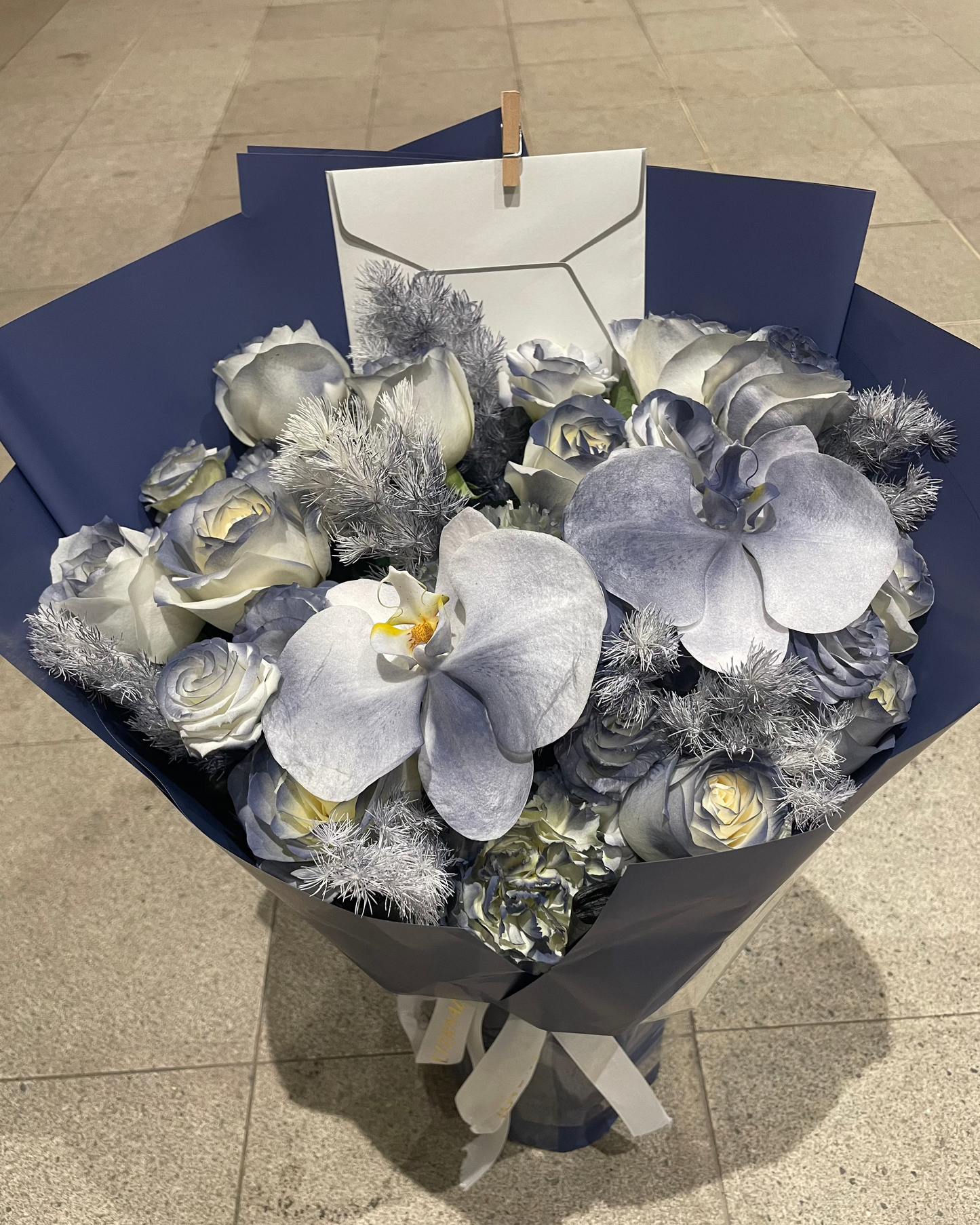 Dark Blue Bouquet 灰藍玫瑰花束