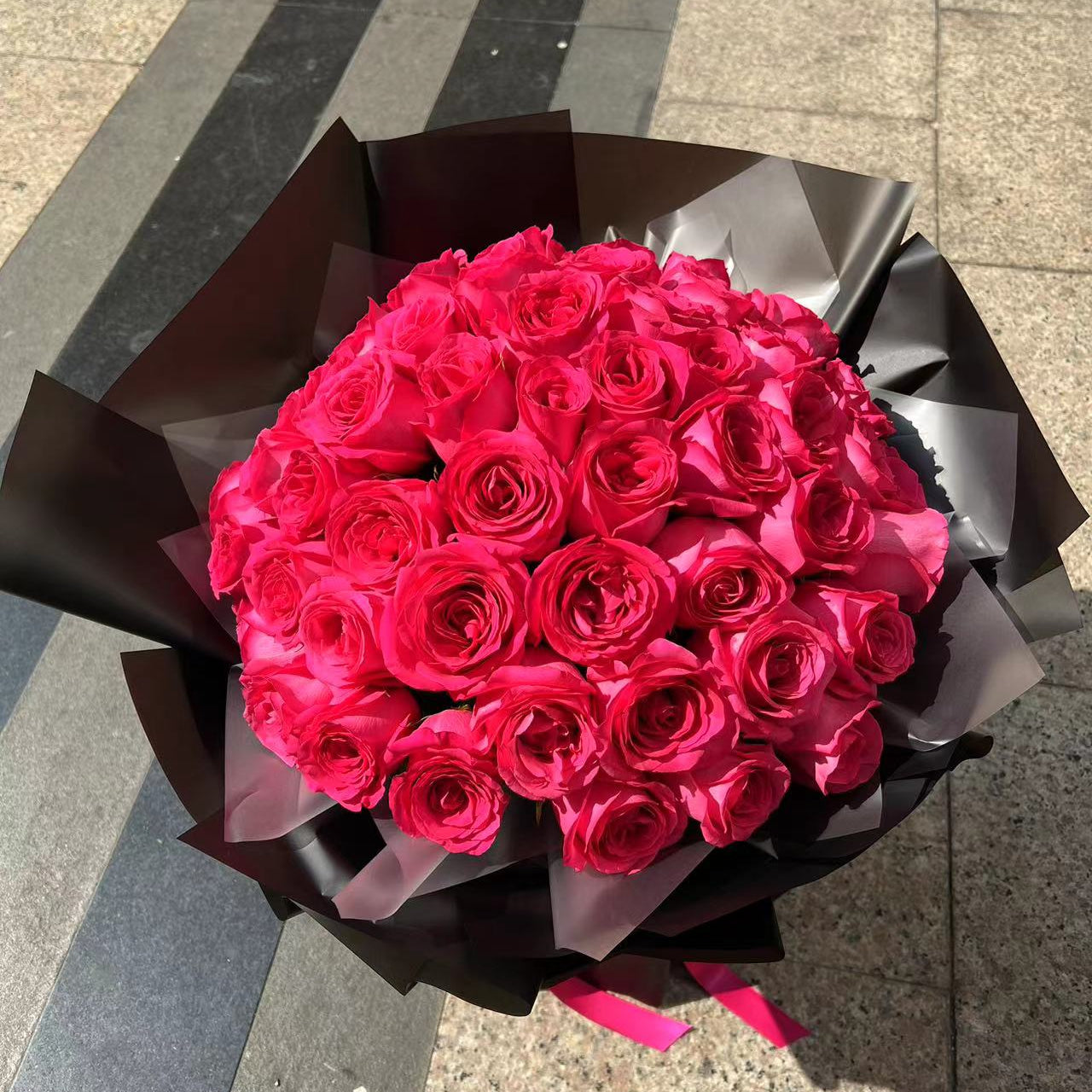 香港花店|Valentine's Day bouquets情人節弗洛伊德玫瑰花束 52枝玫紅色玫瑰鮮花 即日送貨