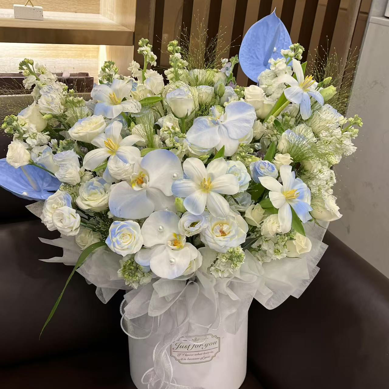 香港花店|Blue Rose Flower Box藍色系花桶 藍白玫瑰花盒b33